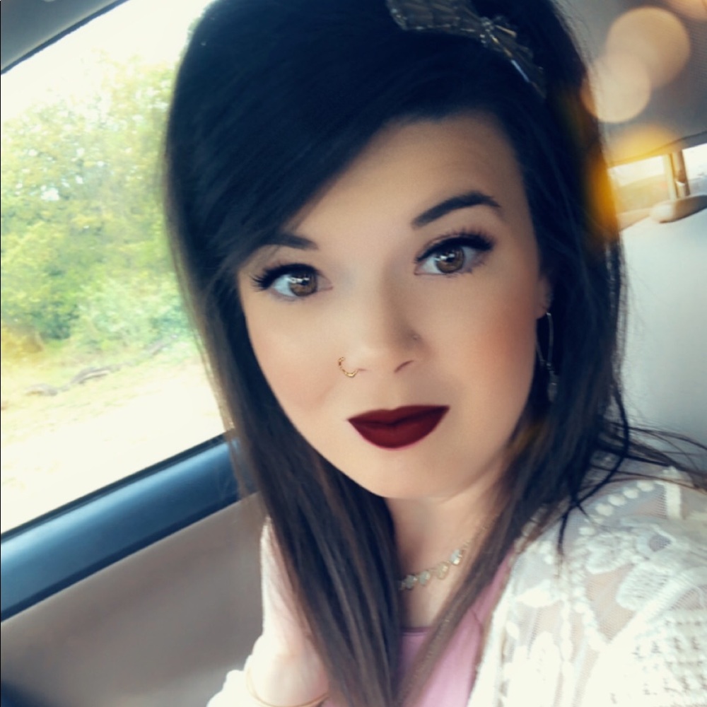Meet your Posher, Ashlynn